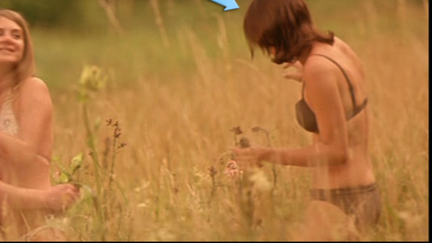 Pic: Marion Cotillard in Dikkenek (2006)