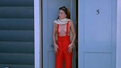 Pic: Laura Leighton in Seven Girlfriends