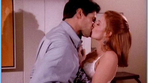 Pic: Laura Leighton in Melrose Place