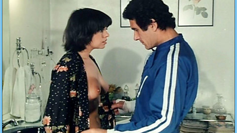 Pic: Lina Romay in El fontanero, su mujer, y otras cosas de meter...