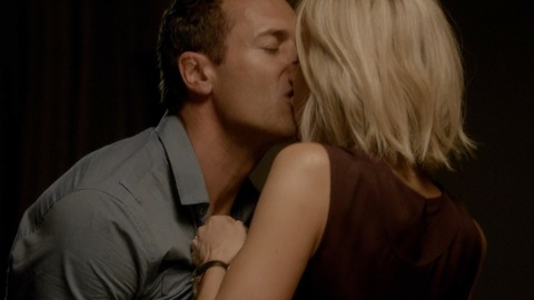 Pic: Beth Riesgraf in Complications