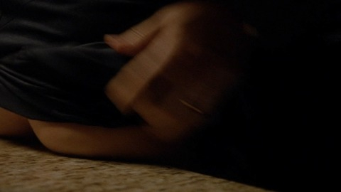 Pic: Beth Riesgraf in Complications