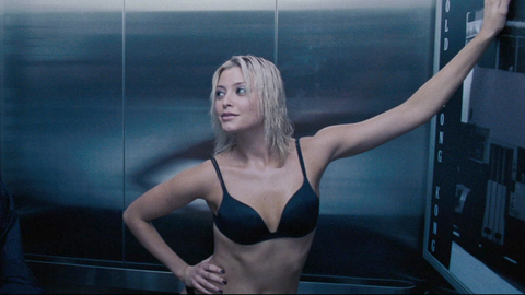Pic: Holly Valance in DOA: Dead or Alive