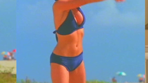 Pic: Lauren Hays in Hotel Erotica