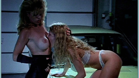 Pic: Roxanne Michaels in Titanic 2000
