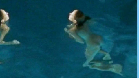 Pic: Chiara Schoras in Picknick im Schnee