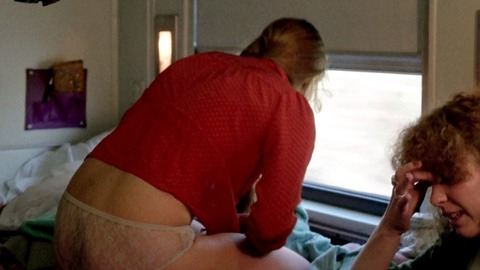 Pic: Taryn Power in Tracks