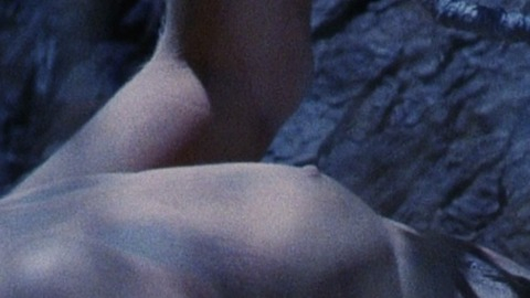 Pic: Jenny Seagrove in The Guardian (1990)