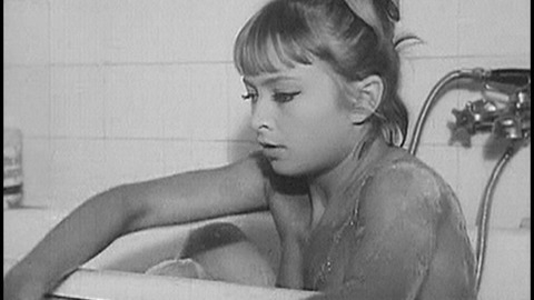 Pic: Magdalena Zawadzka in Pieczone golabki