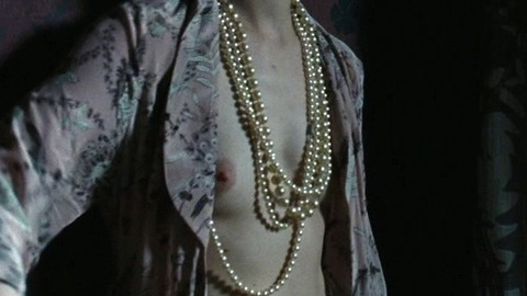 Pic: Katharina Schüttler in Simon & the Oaks (2012)