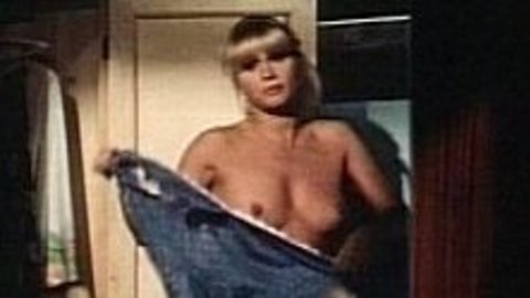 Pic: Carmen Villani in Passi furtivi in una notte boia