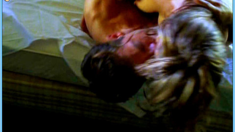 Pic: Sandra Leonhard in Die Nacht, in der ganz ehrlich überhaupt niemand Sex hatte