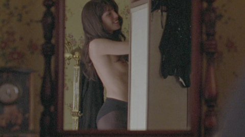 Pic: Lou Doillon in Sisters