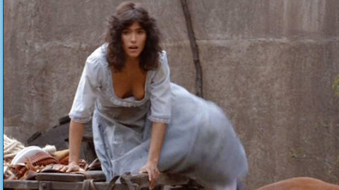 Pic: Gabriela Roel in El Tres de copas (1986)