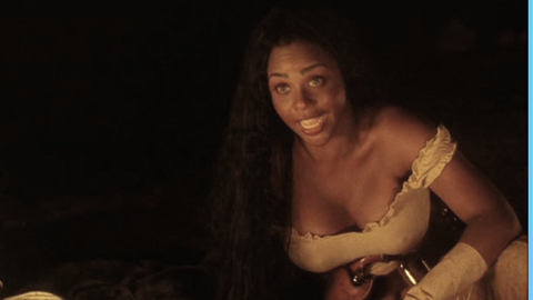 Pic: Lil' Kim in Gang of Roses