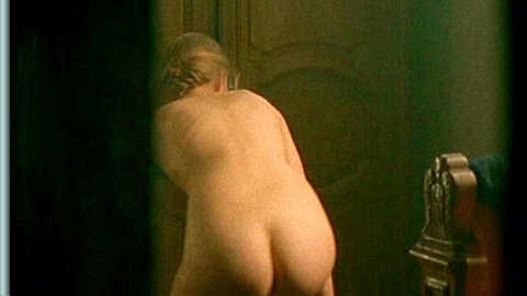 Pic: Isild Le Besco in La Maison du canal