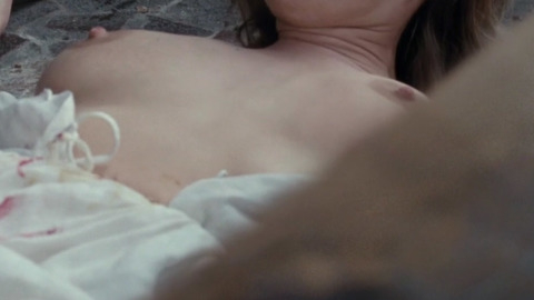 Pic: Isild Le Besco in Deep in the Woods