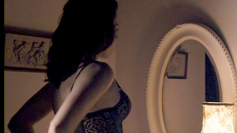 Pic: Mandy Moore in Swinging with the Finkels