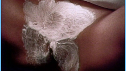 Pic: Linda Lovelace in Deep Throat