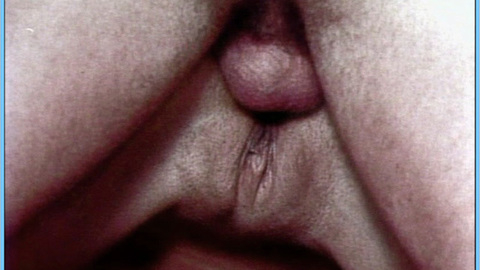 Pic: Linda Lovelace in Deep Throat