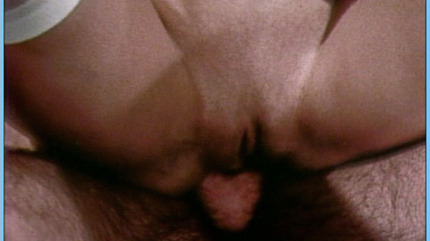 Pic: Linda Lovelace in Deep Throat