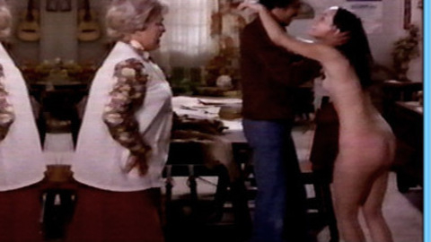 Pic: Claudia Guzmán in Cada quien su madre