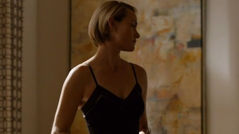 Pic: Amber Valletta in Blood & Oil