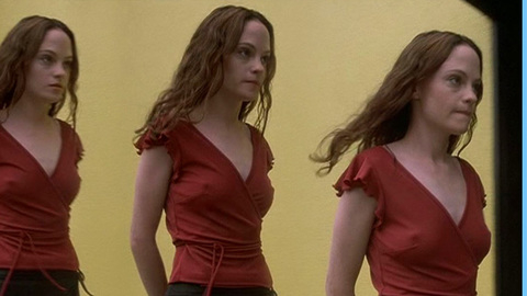 Pic: Angela Bettis in May (2002)