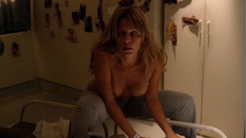 Pic: Lisa Arturo in Insanitarium