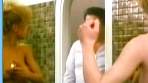 Pic: Isabelle Mergault in Vous habitez chez vos parents?