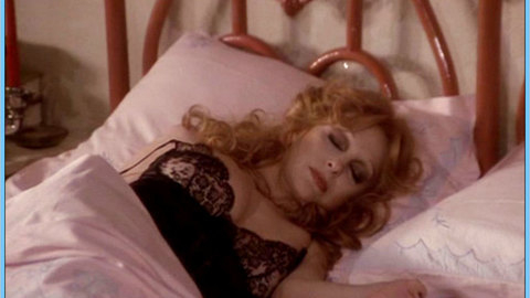 Pic: Adriana Asti in Conviene far bene l'amore