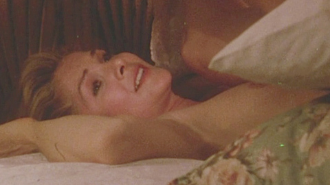 Pic: Lois Chiles in Broadcast News