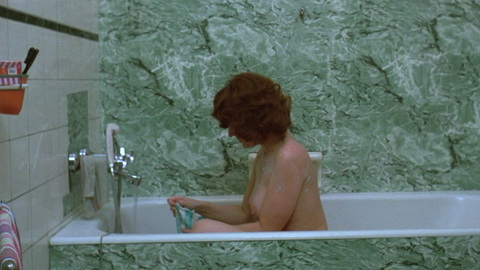 Pic: Delphine Seyrig in Jeanne Dielman, 23, quai du Commerce, 1080 Bruxelles