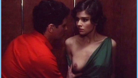 Pic: Cristina Marsillach in La gabbia