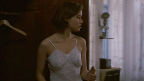 Pic: Cristina Marsillach in Every Time We Say Goodbye