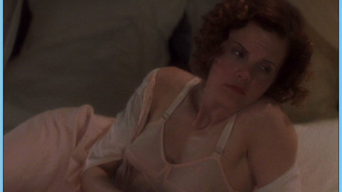 Pic: Kiersten Warren in Divine Secrets of the Ya-Ya Sisterhood (2002)