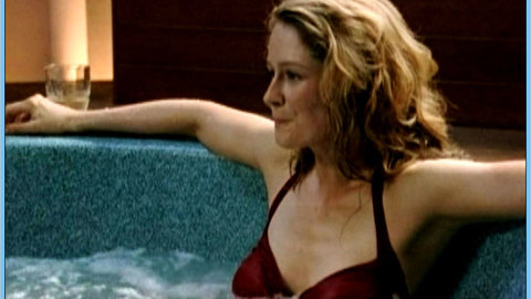 Pic: Miranda Otto in The Starter Wife