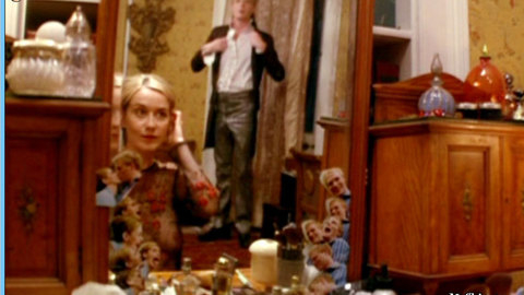 Pic: Alexandra Gilbreath in Mood Swingers