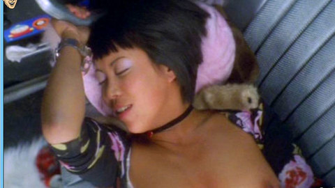 Pic: Minh-Khai Phan-Thi in Viergeteilt im Morgengrauen