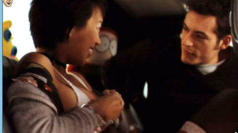 Pic: Minh-Khai Phan-Thi in Viergeteilt im Morgengrauen