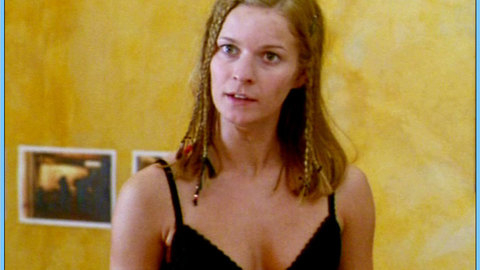 Pic: Lisa Martinek in Härtetest