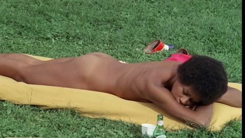 Pic: Carla Brait in Torso