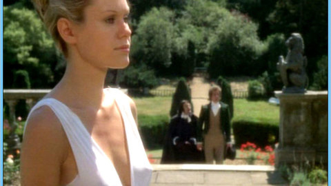 Pic: Suzanna Leigh in Lust for a Vampire