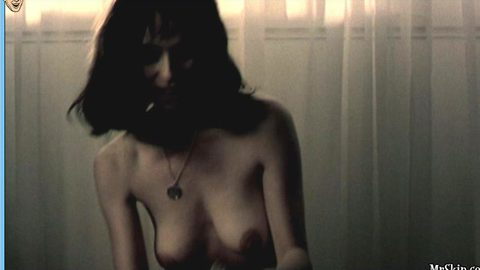 Pic: Ariadna Gil in Nueces para el amor