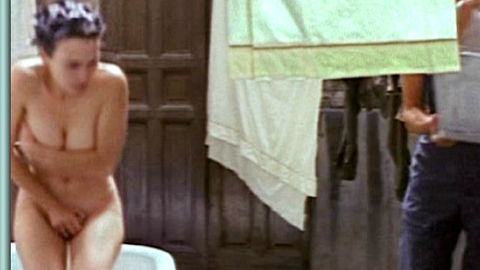 Pic: Ariadna Gil in Libertarias