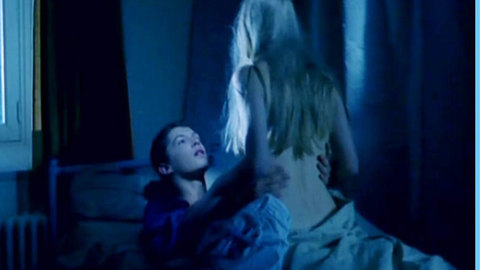 Pic: Mélanie Thierry in L' enfant de l'aube