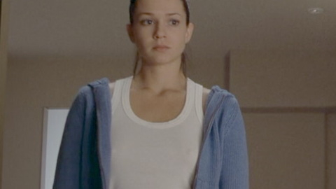 Pic: A.J. Cook in Final Destination 2 (2003)