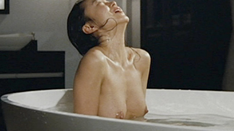 Pic: Jeon Do-yeon in The Housemaid