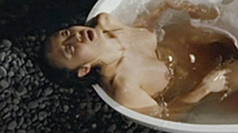 Pic: Jeon Do-yeon in The Housemaid