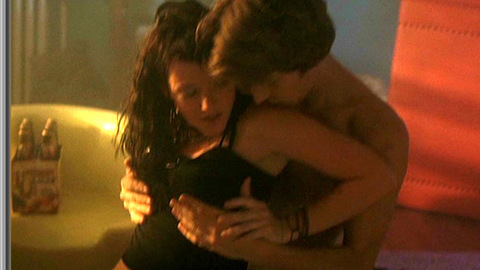 Pic: Kelli Garner in Piggy Banks